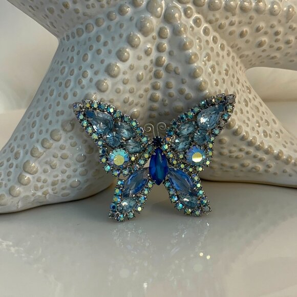 WEISS RHINESTONE BUTTERFLY BROOCH - Picture 3 of 8